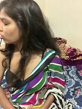 hottiess69 from StripChat