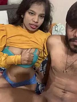 hottiess69 from StripChat