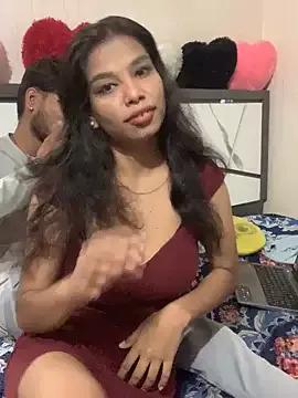 hottiess69 from StripChat