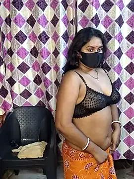 Hotty-rimi from StripChat