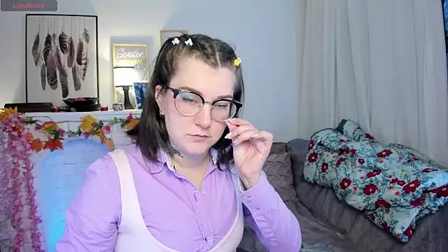 HunnyyLove from StripChat