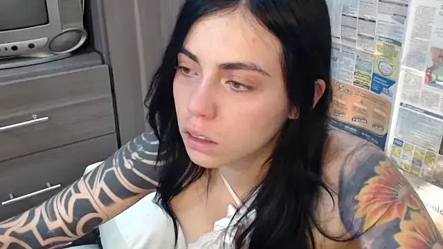Girls: discover live performances with matured cam models, from teasing to fixations, in a variety of stunning live sex cams.