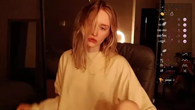 iilovetomatoes from StripChat