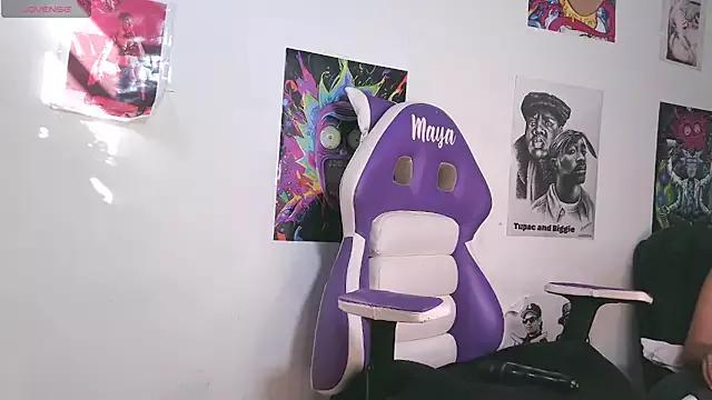 IM_MAYA from StripChat