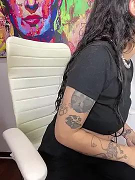 Girls: discover live performances with matured cam models, from teasing to fixations, in a variety of stunning live sex cams.