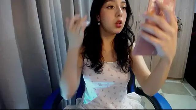 immisssilver from StripChat is Freechat