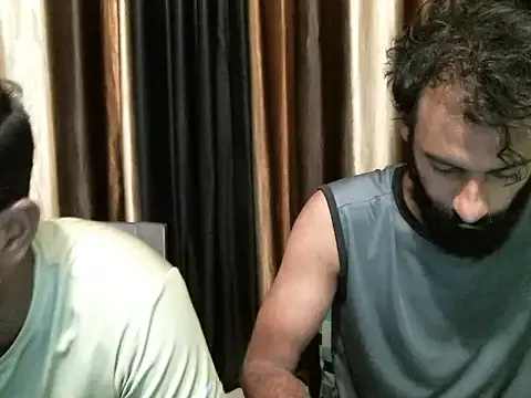 indian2 on StripChat