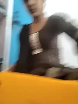 indiancute43 from StripChat