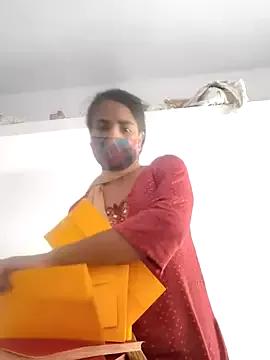 indiancute43 from StripChat is Freechat
