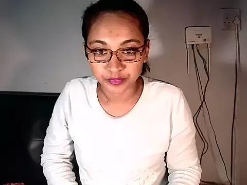 Girls: discover live performances with matured cam models, from teasing to fixations, in a variety of stunning live sex cams.