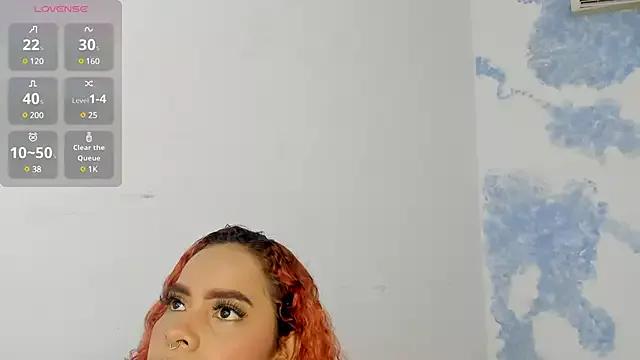 IrinaRoos from StripChat