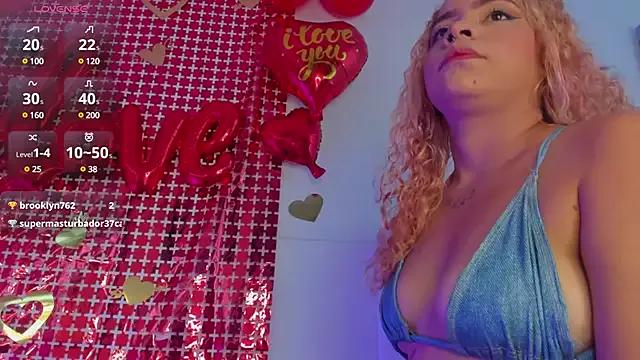 IrinaRoos from StripChat