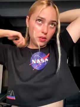 iris3019 from StripChat