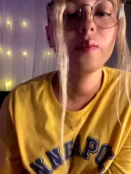 iris3019 from StripChat