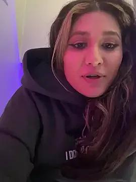 Girls: discover live performances with matured cam models, from teasing to fixations, in a variety of stunning live sex cams.