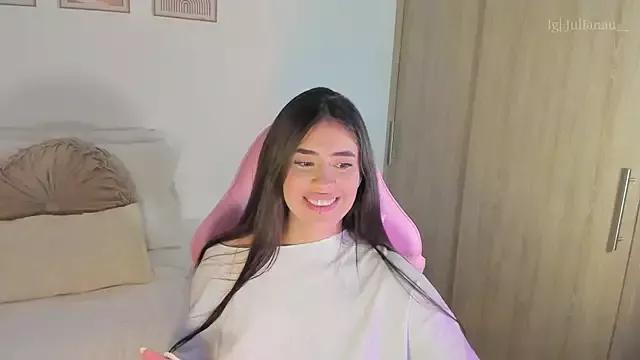 Girls: discover live performances with matured cam models, from teasing to fixations, in a variety of stunning live sex cams.