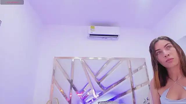 Isabel_Paris from StripChat is Freechat
