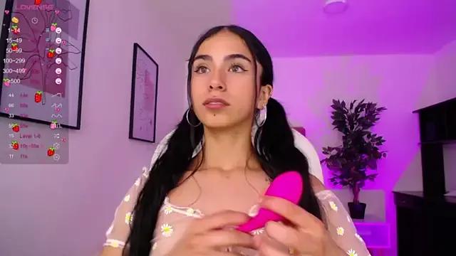 Girls: discover live performances with matured cam models, from teasing to fixations, in a variety of stunning live sex cams.