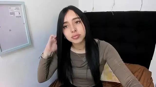 isabella_jade from StripChat is Freechat