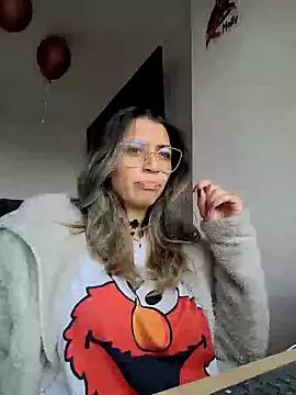 Isabella_Varella from StripChat is Freechat