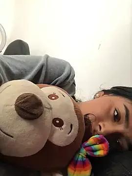 IsabelleColette on StripChat 