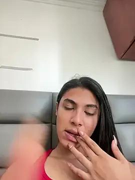 Girls: discover live performances with matured cam models, from teasing to fixations, in a variety of stunning live sex cams.