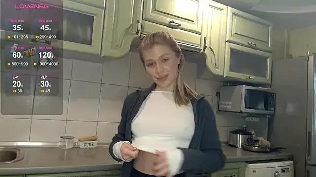 Girls: discover live performances with matured cam models, from teasing to fixations, in a variety of stunning live sex cams.