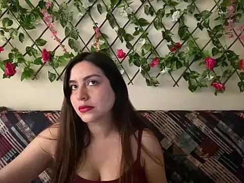 Girls: discover live performances with matured cam models, from teasing to fixations, in a variety of stunning live sex cams.