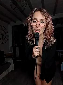 Girls: discover live performances with matured cam models, from teasing to fixations, in a variety of stunning live sex cams.