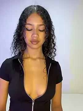 Girls: discover live performances with matured cam models, from teasing to fixations, in a variety of stunning live sex cams.