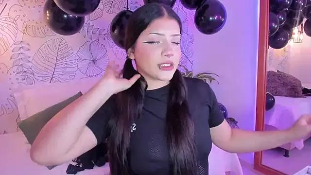 Girls: discover live performances with matured cam models, from teasing to fixations, in a variety of stunning live sex cams.