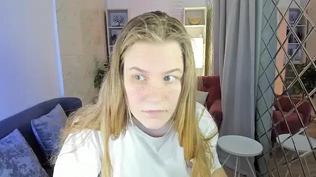 JadeSoft from StripChat is Freechat