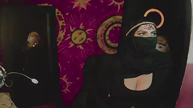Girls: discover live performances with matured cam models, from teasing to fixations, in a variety of stunning live sex cams.