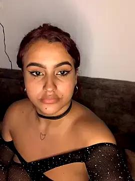 Girls: discover live performances with matured cam models, from teasing to fixations, in a variety of stunning live sex cams.