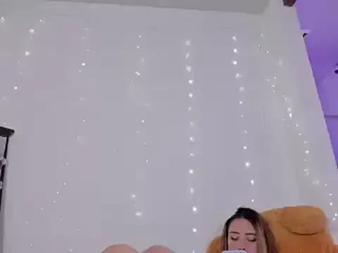 JanneKim from StripChat is Freechat