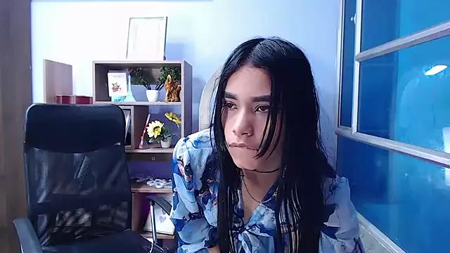 Girls: discover live performances with matured cam models, from teasing to fixations, in a variety of stunning live sex cams.