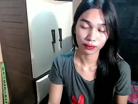 Girls: discover live performances with matured cam models, from teasing to fixations, in a variety of stunning live sex cams.