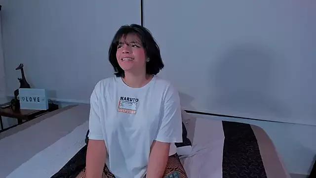 Girls: discover live performances with matured cam models, from teasing to fixations, in a variety of stunning live sex cams.