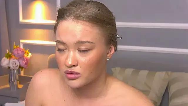 JenniferSteelen from StripChat