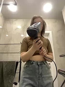 Girls: discover live performances with matured cam models, from teasing to fixations, in a variety of stunning live sex cams.