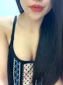 Girls: discover live performances with matured cam models, from teasing to fixations, in a variety of stunning live sex cams.