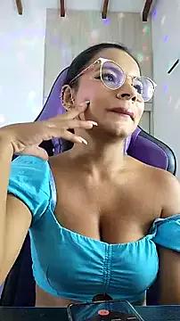 Girls: discover live performances with matured cam models, from teasing to fixations, in a variety of stunning live sex cams.