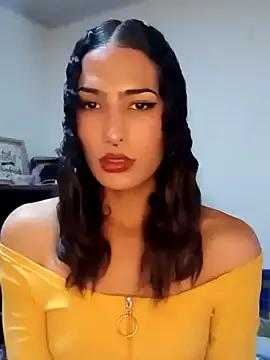 Girls: discover live performances with matured cam models, from teasing to fixations, in a variety of stunning live sex cams.
