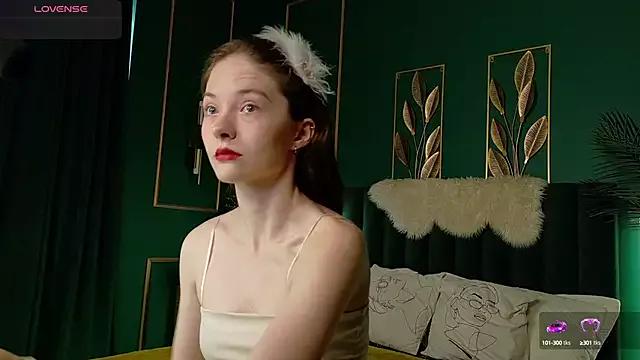 JessicaButler from StripChat is Freechat