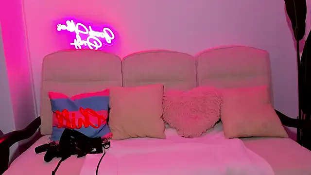 JessicaSky_ on StripChat