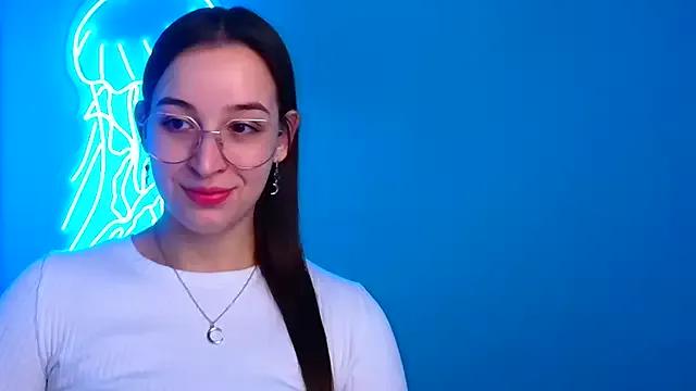 Girls: discover live performances with matured cam models, from teasing to fixations, in a variety of stunning live sex cams.