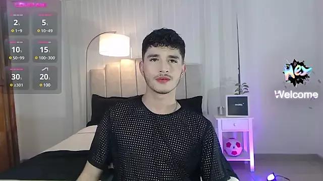 Girls: discover live performances with matured cam models, from teasing to fixations, in a variety of stunning live sex cams.