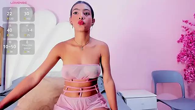 Girls: discover live performances with matured cam models, from teasing to fixations, in a variety of stunning live sex cams.