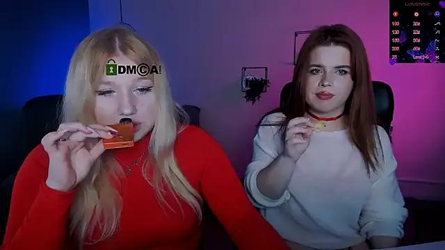 juli_kisss from StripChat is Freechat