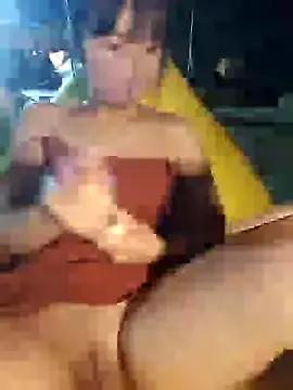 JuliaNaughtyBae from StripChat is Freechat